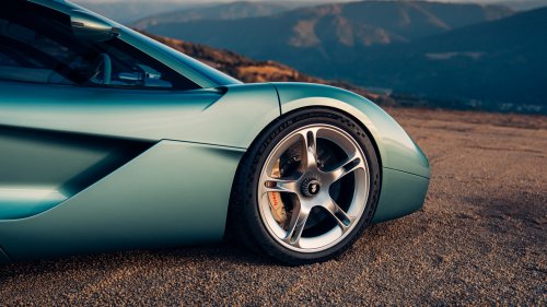 Gordon Murray’s S1 Is An Analog Supercar For The Modern Era
