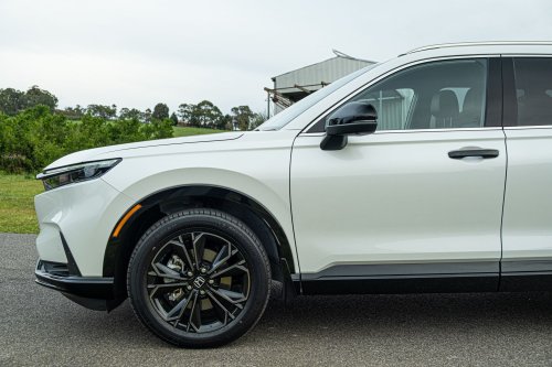Honda’s 2026 CR-V Hybrid AWD Is The SUV You Buy When You’re Done Thinking About It