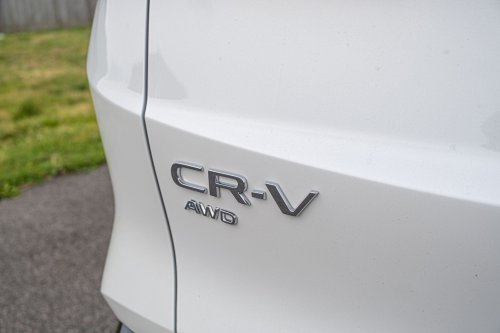 Honda’s 2026 CR-V Hybrid AWD Is The SUV You Buy When You’re Done Thinking About It