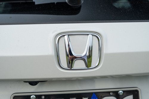 Honda’s 2026 CR-V Hybrid AWD Is The SUV You Buy When You’re Done Thinking About It