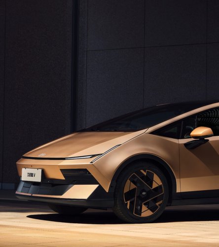 Hyundai’s Ioniq V Looks Like A Lambo, Is As Big As A Camry, And Costs Less Than America’s Cheapest New Car