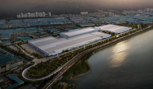 Hyundai Settles With Striking Workers Worried Robots Will Take Their Jobs
