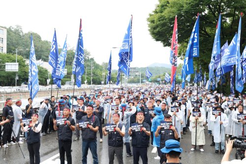 Hyundai Workers Go On Strike For The First Time In A Decade And Robots Are Partly To Blame