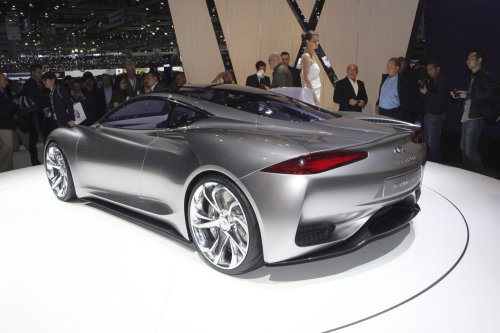 Infiniti’s Coolest Car Never Made Had A Tiny 3-Cylinder That Never Drove A Wheel
