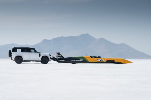 JCB Hydromax Sets New Land Speed Record Of 406 MPH