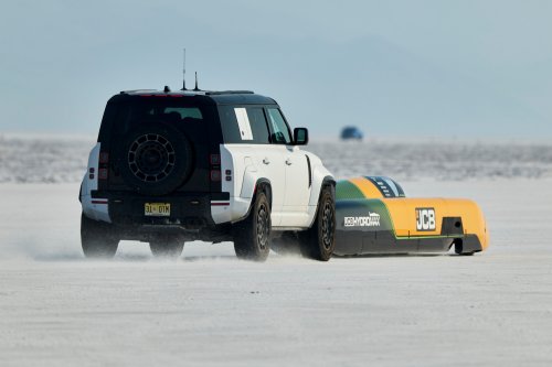 JCB Hydromax Sets New Land Speed Record Of 406 MPH