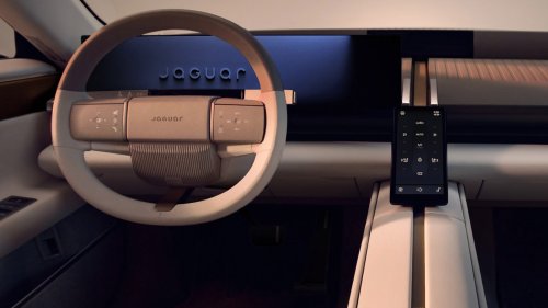 Jaguar, Jaguar’s Type 01 EV Interior Looks Like A ’70s Concept That Reached Production