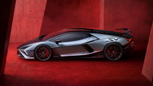 Lamborghini Introduces Fastest And Most Powerful Model Ever