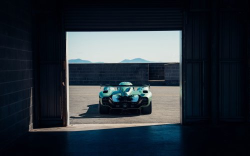 McMurtry’s $1.3 Million Fan Car Debuts At Monterey With 1,000 HP And 3G Of Grip