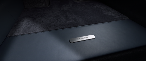 Jimmy Choo Put His Name On A $34,900 Chinese EV