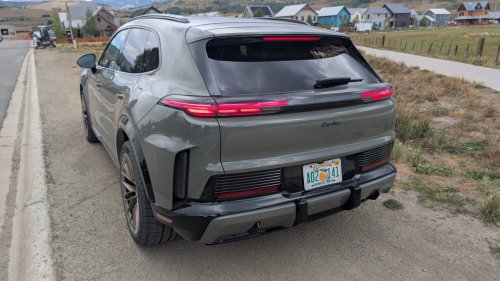 Porsche, Porsche Cayenne, Porsche Cayenne Turbo, SuperCar, Porsche’s 1,139-HP Cayenne Turbo Electric Is A Supercar In Family-SUV Clothing