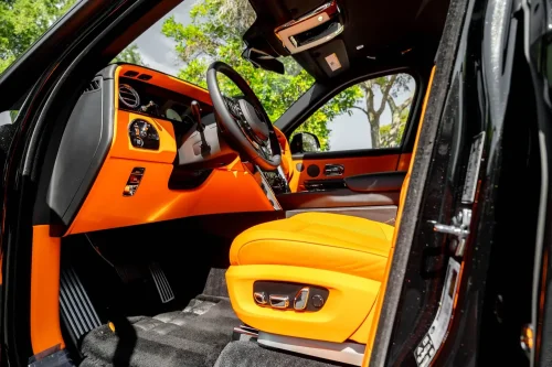 This 240-Mile Rolls-Royce Cullinan Drew $555,551 And Still Went Home Unsold