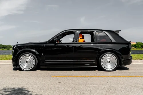 This 240-Mile Rolls-Royce Cullinan Drew $555,551 And Still Went Home Unsold