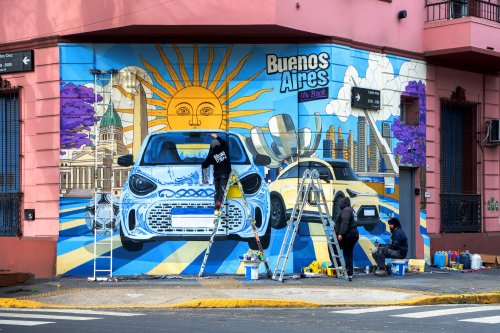 Smart Is Dropping #2s In Cities Worldwide To Tease Its New EV