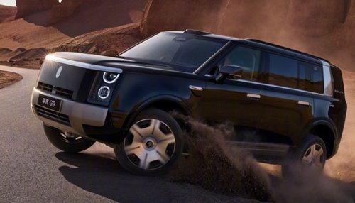 Huawei’s New Flagship SUV Runs 849 Miles On A Tank And A Battery