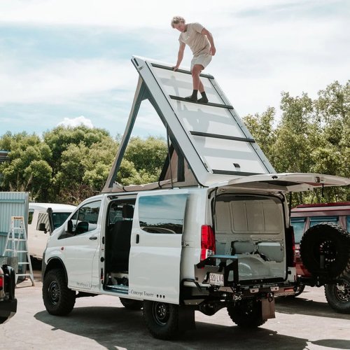This Monster Toyota HiAce 4×4 Camper Out-Clears A Land Cruiser
