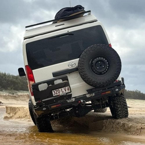 This Monster Toyota HiAce 4×4 Camper Out-Clears A Land Cruiser