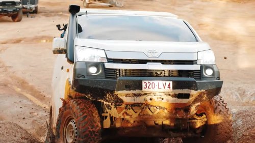 This Monster Toyota HiAce 4×4 Camper Out-Clears A Land Cruiser
