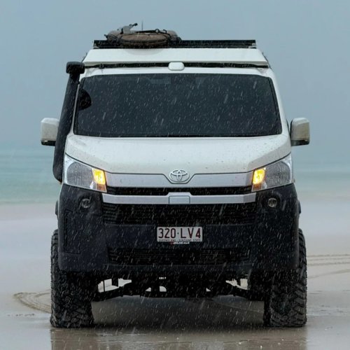 This Monster Toyota HiAce 4×4 Camper Out-Clears A Land Cruiser
