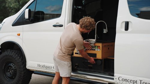 This Monster Toyota HiAce 4×4 Camper Out-Clears A Land Cruiser