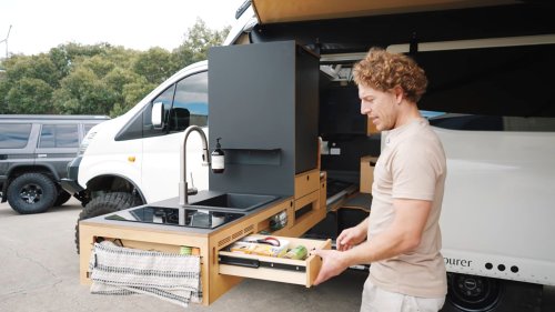 This Monster Toyota HiAce 4×4 Camper Out-Clears A Land Cruiser