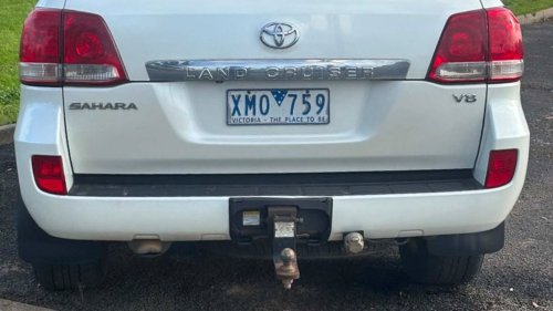 He Drove His Land Cruiser V8 To 999,999 Km, Then Left The Last One To The Next Buyer