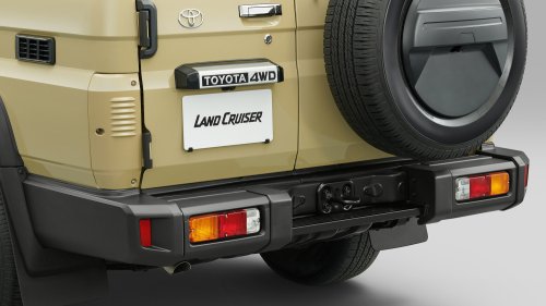 There’s A Reason Why Japan’s Land Cruiser 70 Covers Up Its Taillights