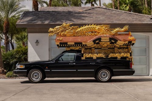 We Bet You’ve Never Seen A Lincoln Town Car Like This Before