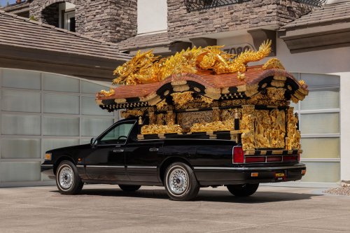 We Bet You’ve Never Seen A Lincoln Town Car Like This Before