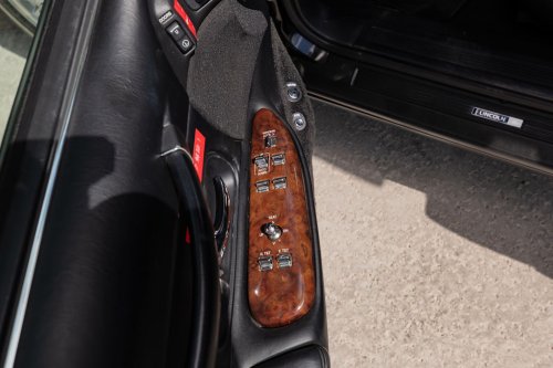 We Bet You’ve Never Seen A Lincoln Town Car Like This Before