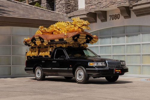 We Bet You’ve Never Seen A Lincoln Town Car Like This Before
