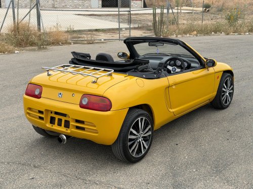 The Honda Beat Is A Pocket-Sized NSX That Screams To 8,500 RPM