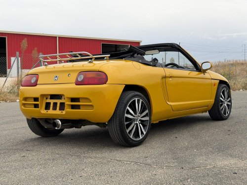 The Honda Beat Is A Pocket-Sized NSX That Screams To 8,500 RPM