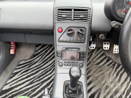 The Honda Beat Is A Pocket-Sized NSX That Screams To 8,500 RPM