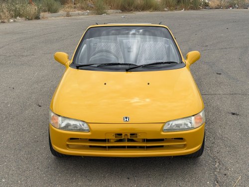 The Honda Beat Is A Pocket-Sized NSX That Screams To 8,500 RPM
