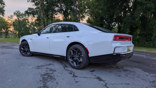 Ignore The Hate Because The Dodge Charger R/T Is A Truly Impressive Muscle Car | Review