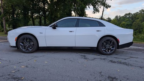 Ignore The Hate Because The Dodge Charger R/T Is A Truly Impressive Muscle Car | Review