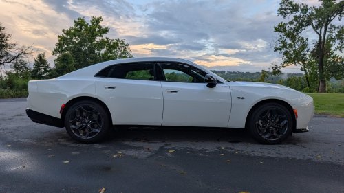 Ignore The Hate Because The Dodge Charger R/T Is A Truly Impressive Muscle Car | Review