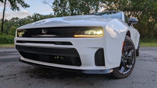 Ignore The Hate Because The Dodge Charger R/T Is A Truly Impressive Muscle Car | Review
