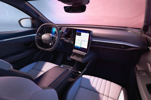 Renault, Renault Scenic, Renault Scenic E-Tech Gains Longer Range And Smarter Tech But Skips The Mustache