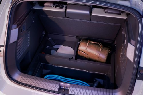 Renault Scenic E-Tech Gains Longer Range And Smarter Tech But Skips The Mustache