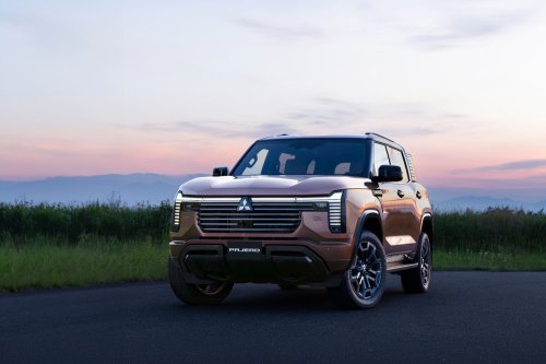 2027 Mitsubishi Pajero Goes Land Cruiser Hunting With Ladder Frame, Diesel Power, And Upmarket Interior