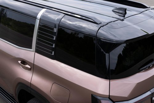 Mitsubishi’s New Pajero Undercuts The Toyota Land Cruiser By Thousands