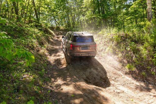 Mitsubishi’s New Pajero Undercuts The Toyota Land Cruiser By Thousands