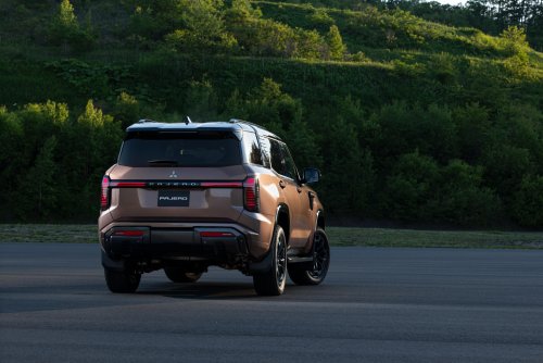 Mitsubishi’s New Pajero Undercuts The Toyota Land Cruiser By Thousands