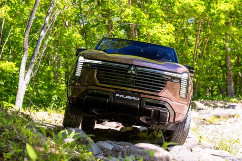 Mitsubishi’s New Pajero Undercuts The Toyota Land Cruiser By Thousands