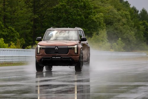 Mitsubishi’s New Pajero Undercuts The Toyota Land Cruiser By Thousands