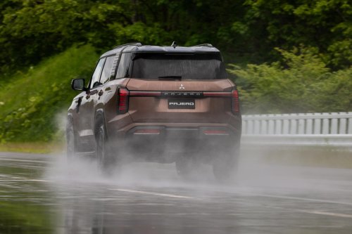 Mitsubishi’s New Pajero Undercuts The Toyota Land Cruiser By Thousands
