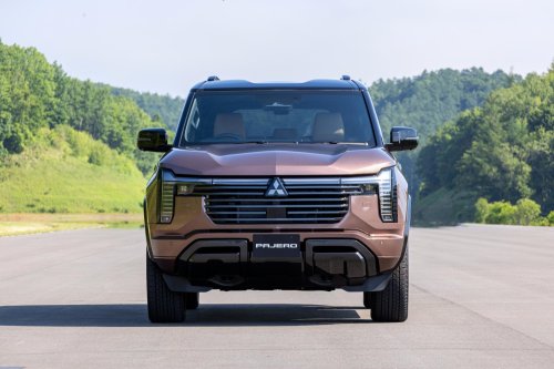 Mitsubishi’s New Pajero Undercuts The Toyota Land Cruiser By Thousands