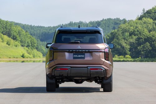 Mitsubishi’s New Pajero Undercuts The Toyota Land Cruiser By Thousands